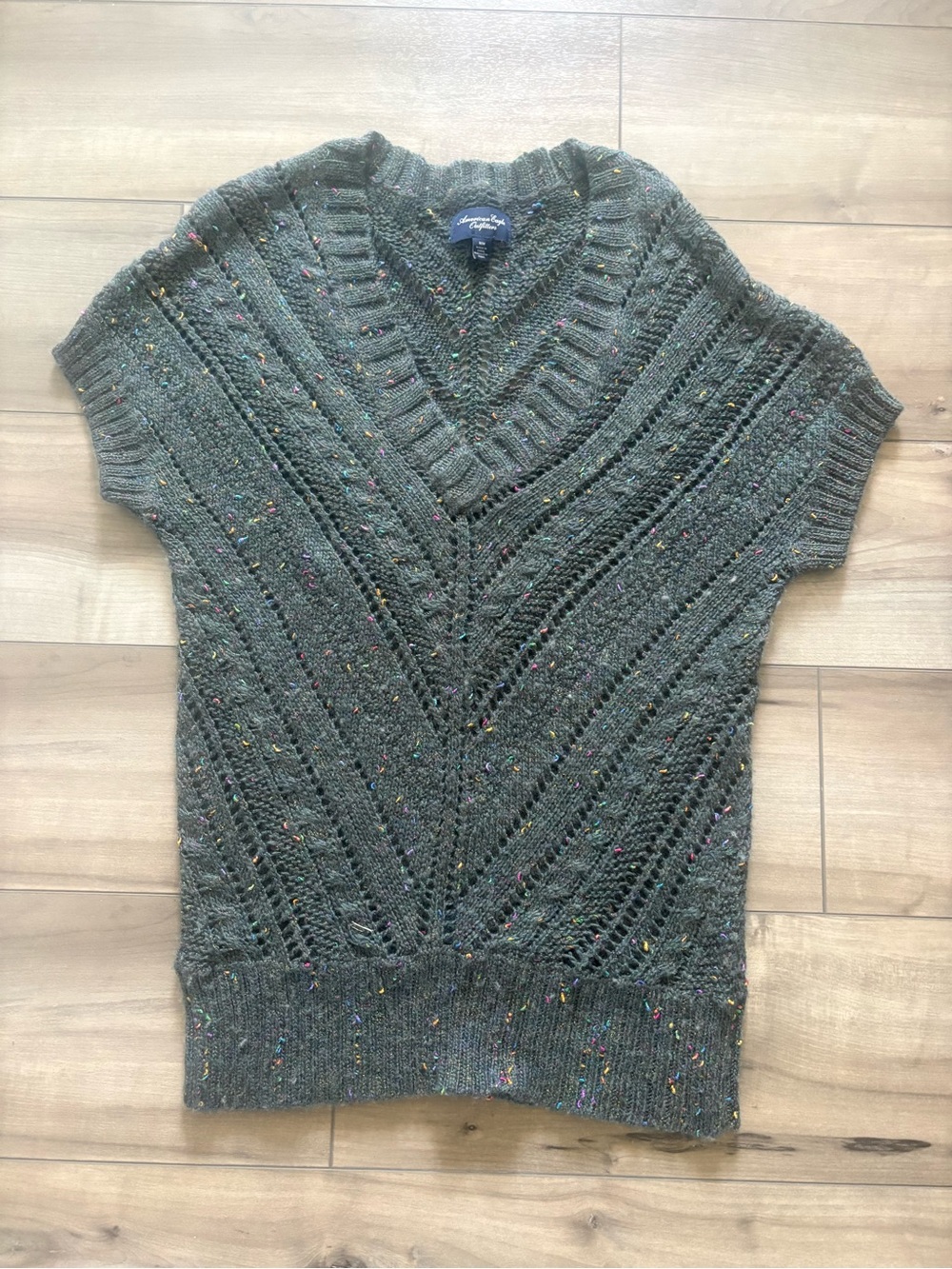 American Eagle Outfitters Confetti Knit Sweater Vest — Size M
